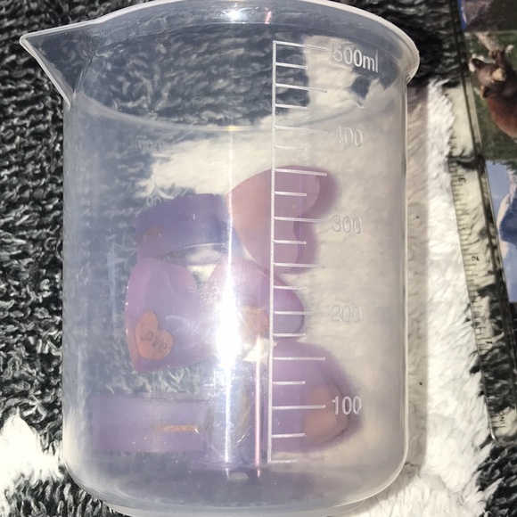 Custom Epoxy resin heart π Good Luck π charms - Picture 5 of 5